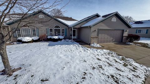 1313 Inglewood Circle 0 Bloomington IL 61704