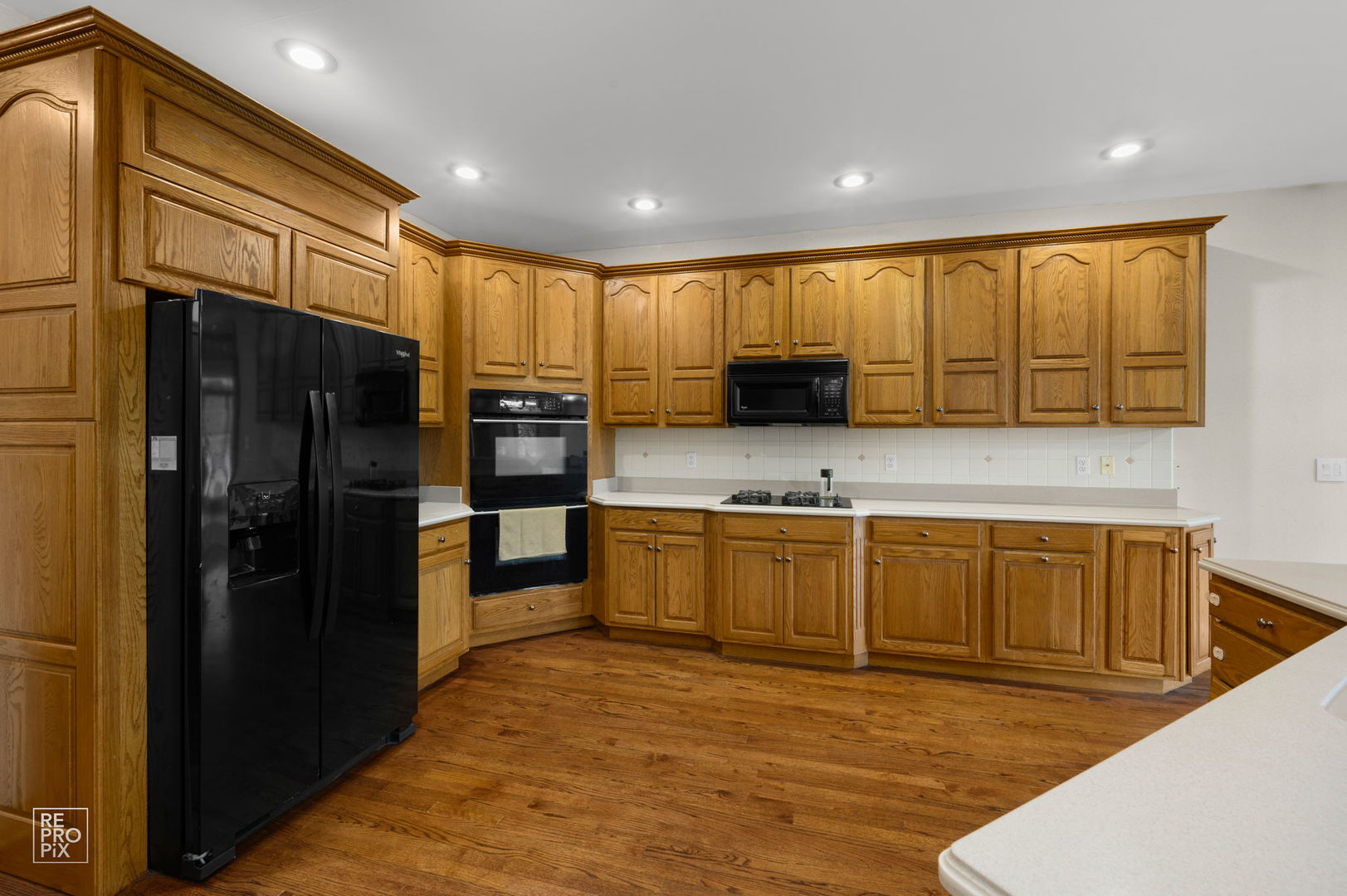 6709 Oakwood Manor Drive