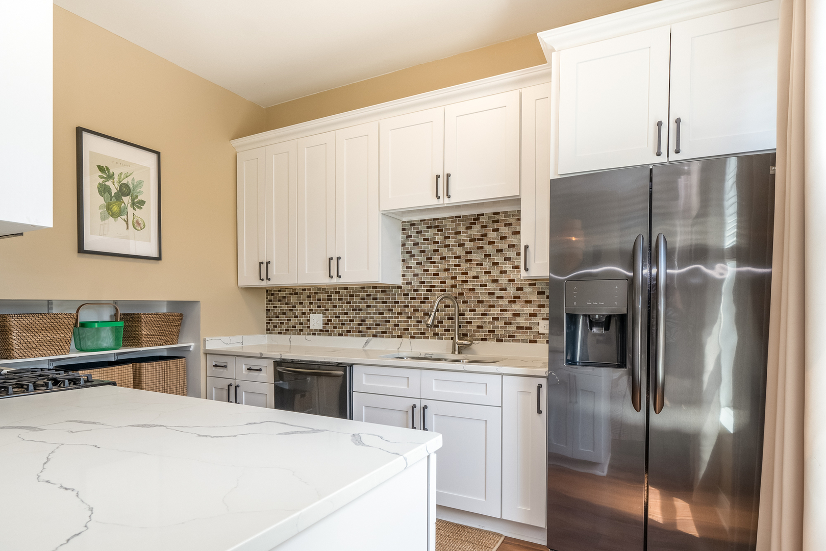 753 W California Terrace 2