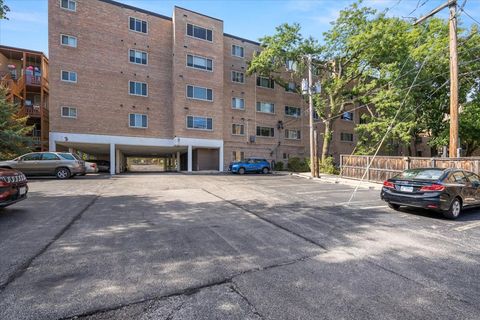 Tiny photo for 835 Ridge Avenue #207, Evanston, IL 60202 (MLS # 12494674)
