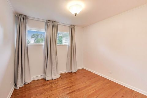 Tiny photo for 1022 Whitfield Road, Northbrook, IL 60062 (MLS # 12498804)