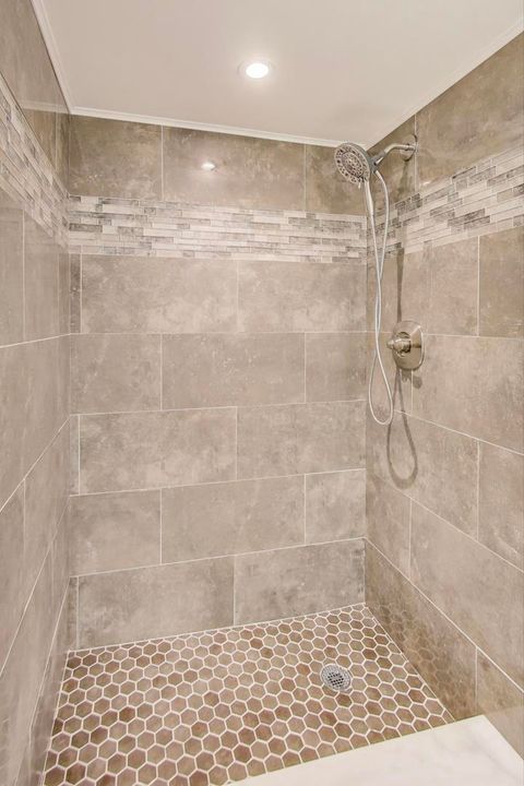 Tiny photo for 1022 Whitfield Road, Northbrook, IL 60062 (MLS # 12498804)