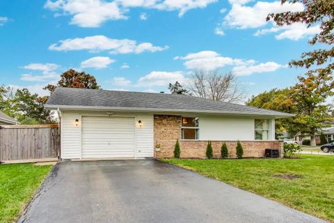 Tiny photo for 1022 Whitfield Road, Northbrook, IL 60062 (MLS # 12498804)