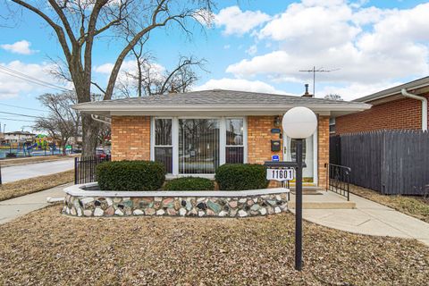 Photo of 11601 S Ada Street, Chicago, IL 60643 (MLS # 12575371)