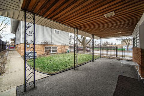Tiny photo for 11601 S Ada Street, Chicago, IL 60643 (MLS # 12575371)