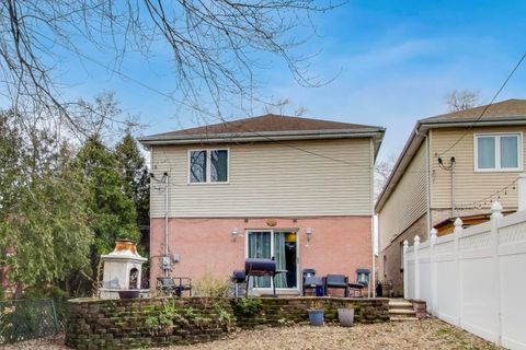 Tiny photo for 4327 WENONAH Avenue, Stickney, IL 60402 (MLS # 12542365)