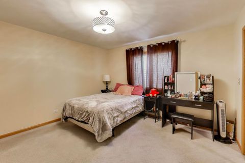 Tiny photo for 4327 WENONAH Avenue, Stickney, IL 60402 (MLS # 12542365)