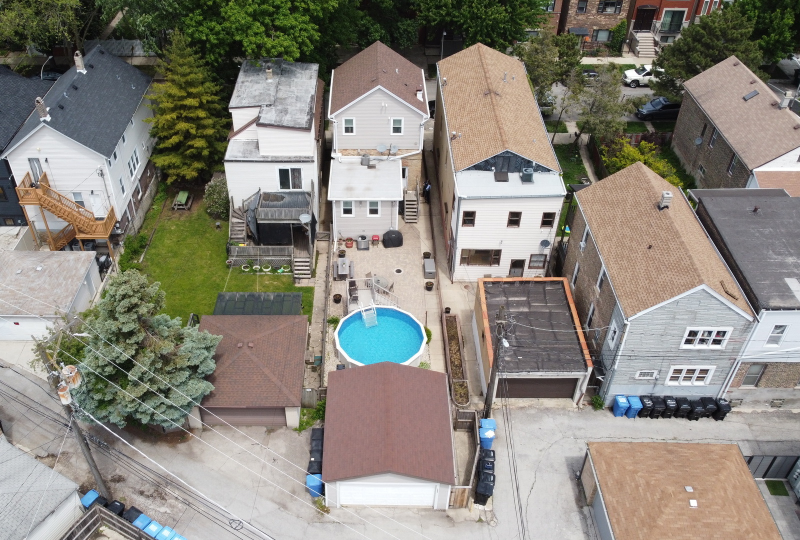 2637 W Huron Street