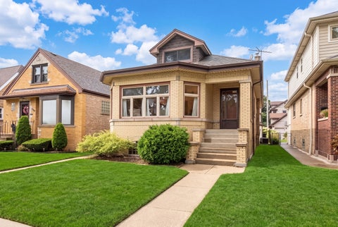Photo of 6716 N Octavia Avenue, Chicago, IL 60631 (MLS # 12751735)