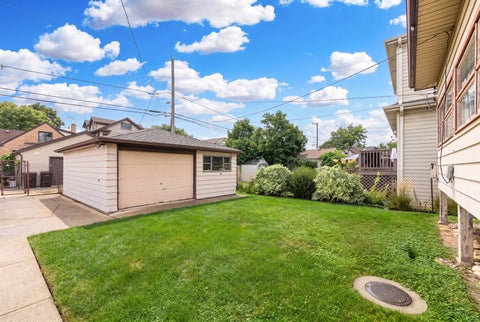 Tiny photo for 6716 N Octavia Avenue, Chicago, IL 60631 (MLS # 12751735)