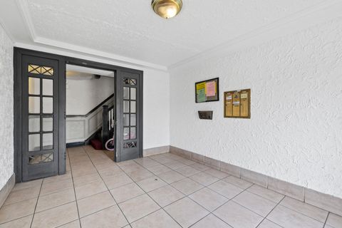 Tiny photo for 6457 N California Avenue #3, Chicago, IL 60645 (MLS # 12419576)