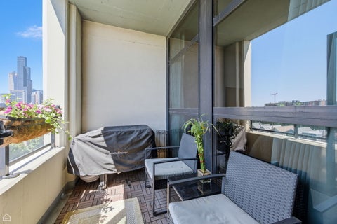 Tiny photo for Chicago, IL 60605 (MLS # 12704962)