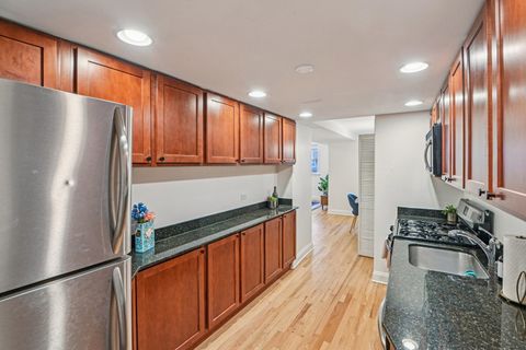 Tiny photo for 945 W Gordon Terrace #GE, Chicago, IL 60613 (MLS # 12600993)