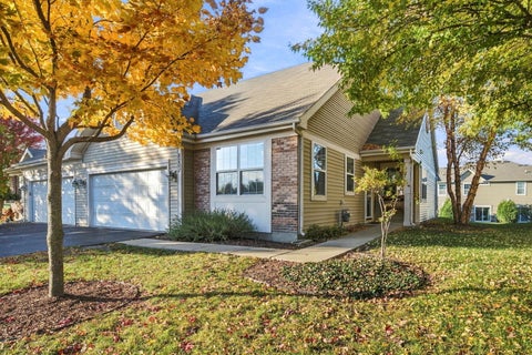 Photo of 8201 Arlington Lane, Joliet, IL 60431 (MLS # 12330338)