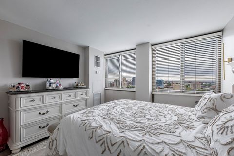 Tiny photo for 4850 S Lake Park Avenue #2009, Chicago, IL 60615 (MLS # 12497130)