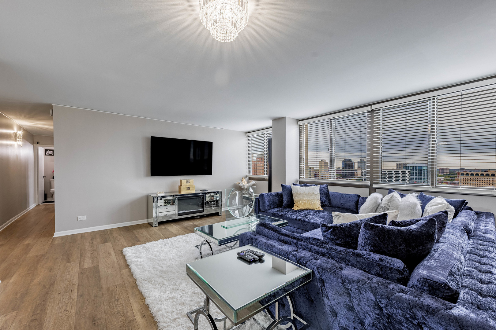 4850 S Lake Park Avenue 2009