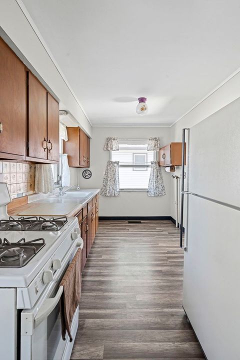 Tiny photo for 34 Golfview Lane, Carpentersville, IL 60110 (MLS # 12568916)