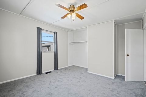 Tiny photo for 34 Golfview Lane, Carpentersville, IL 60110 (MLS # 12568916)