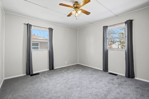 Tiny photo for 34 Golfview Lane, Carpentersville, IL 60110 (MLS # 12568916)