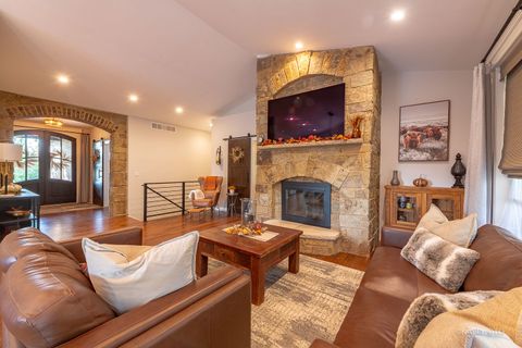 Tiny photo for 249 Easy Street, Lake Holiday, IL 60552 (MLS # 12591053)