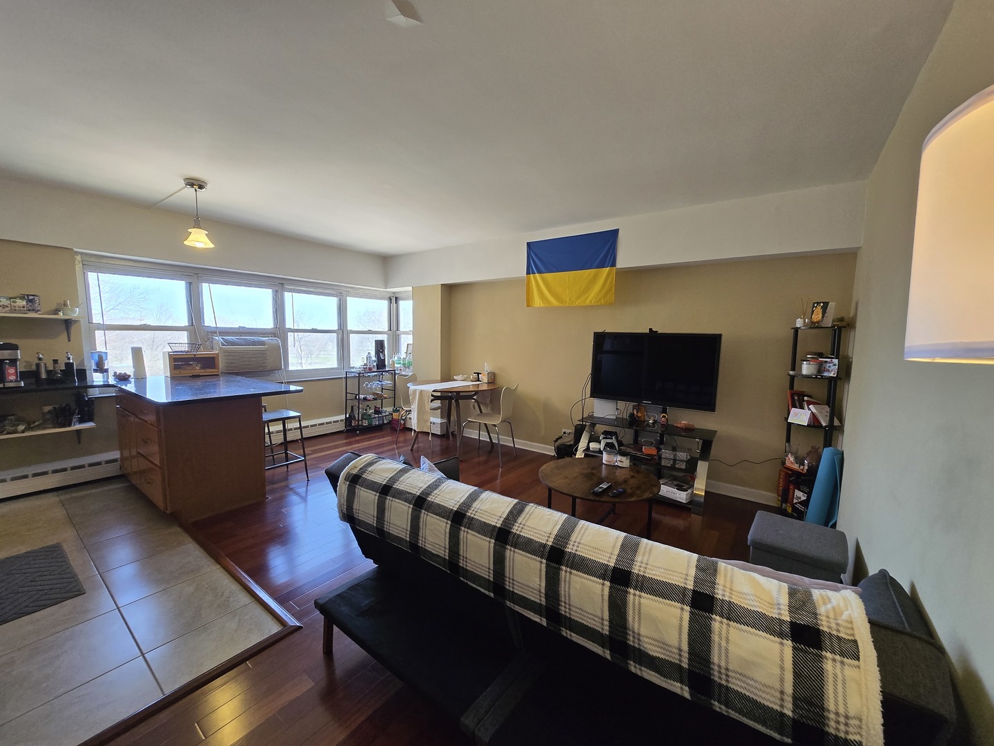 4980 N Marine Drive 535