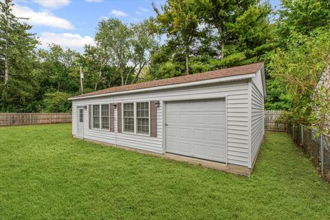 Tiny photo for 1106 W Kirby Avenue, Champaign, IL 61821 (MLS # 12474606)