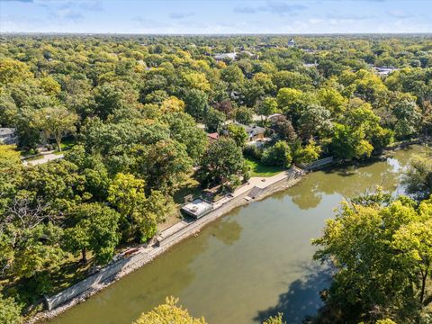 Tiny photo for 220 Maplewood Road, Riverside, IL 60546 (MLS # 12518907)