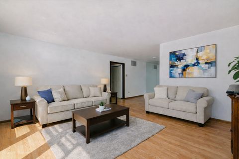 Tiny photo for 238 Nantucket Harbor, Schaumburg, IL 60193 (MLS # 12605801)