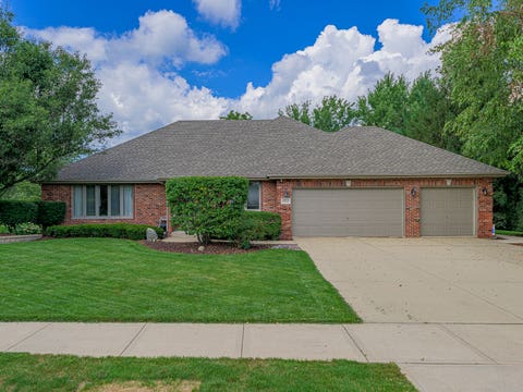 Photo of 12054 Blackthorne Ridge Drive, Mokena, IL 60448 (MLS # 12733612)