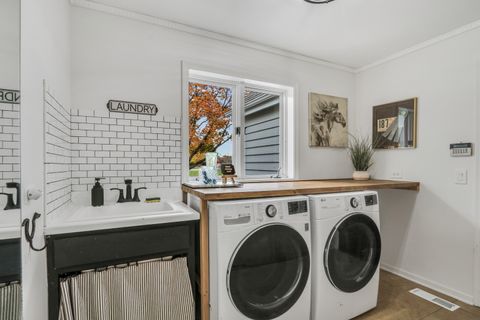 Tiny photo for 36968 N Thoroughbred Drive, Old Mill Creek, IL 60083 (MLS # 12517250)