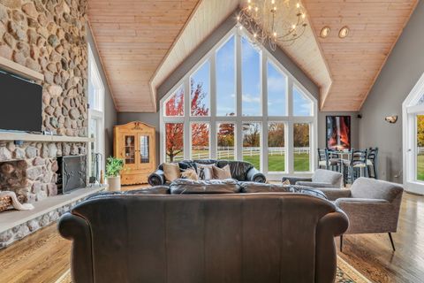 Tiny photo for 36968 N Thoroughbred Drive, Old Mill Creek, IL 60083 (MLS # 12517250)