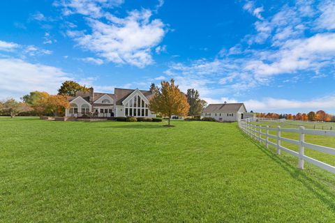 Tiny photo for 36968 N Thoroughbred Drive, Old Mill Creek, IL 60083 (MLS # 12517250)