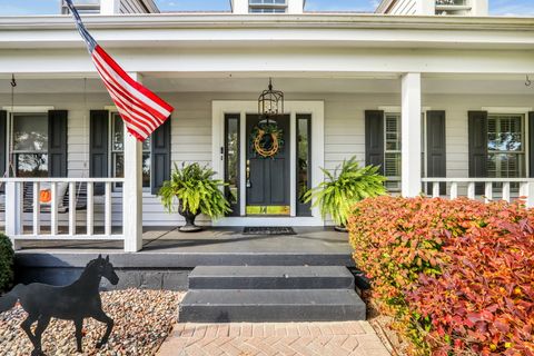 Tiny photo for 36968 N Thoroughbred Drive, Old Mill Creek, IL 60083 (MLS # 12517250)