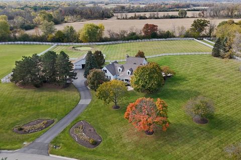 Photo of 36968 N Thoroughbred Drive, Old Mill Creek, IL 60083 (MLS # 12517250)