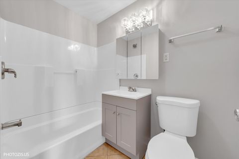 Tiny photo for 1111 Holiday Lane #3, Des Plaines, IL 60016 (MLS # 12655749)