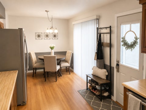 Tiny photo for 511 WASHINGTON Square #511, Wood Dale, IL 60191 (MLS # 12663329)