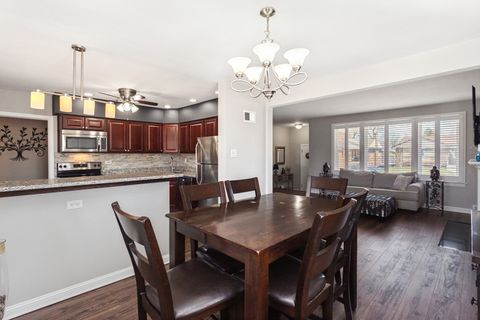 Tiny photo for 1558 Portsmouth Avenue, Westchester, IL 60154 (MLS # 12602224)