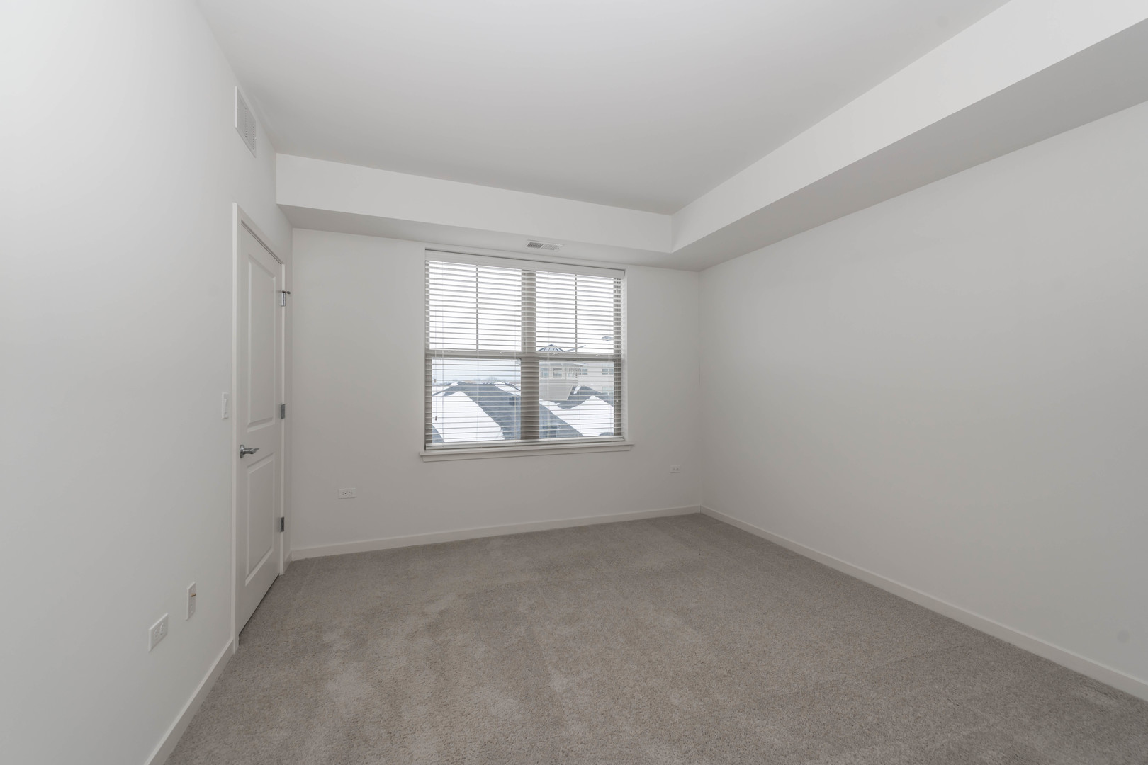 21599 W Field Court 5-312