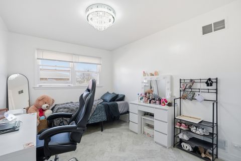 Tiny photo for 10459 S 81st Avenue, Palos Hills, IL 60465 (MLS # 12573537)