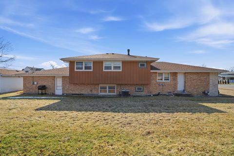 Tiny photo for 10459 S 81st Avenue, Palos Hills, IL 60465 (MLS # 12573537)