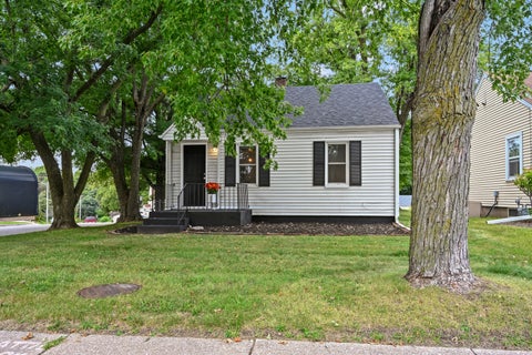 Tiny photo for 4208 30th Street, Rock Island, IL 61201 (MLS # 12763063)