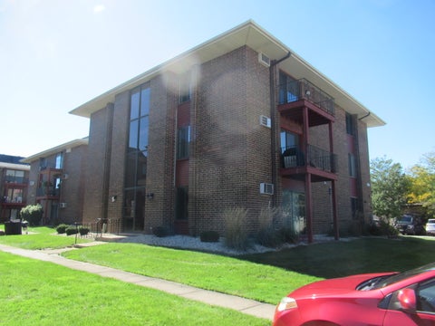 Tiny photo for 15700 Terrace Drive #1, Oak Forest, IL 60452 (MLS # 12776235)