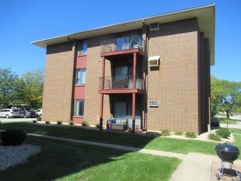 Tiny photo for 15700 Terrace Drive #1, Oak Forest, IL 60452 (MLS # 12776235)