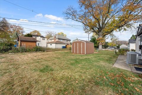 A home in Oak Lawn