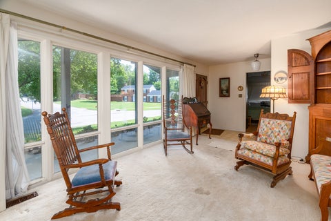 Tiny photo for 2707 W Sunset Drive, Carbondale, IL 62901 (MLS # 12696018)