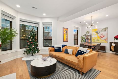 Tiny photo for Chicago, IL 60613 (MLS # 12521305)