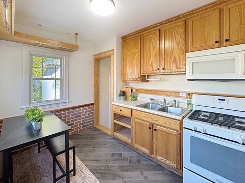 Tiny photo for 1204 29th Avenue Court, Moline, IL 61265 (MLS # 12784369)