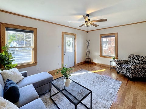Tiny photo for 1204 29th Avenue Court, Moline, IL 61265 (MLS # 12784369)