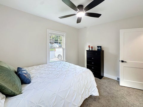 Tiny photo for 1204 29th Avenue Court, Moline, IL 61265 (MLS # 12784369)