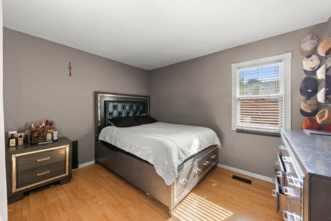 Tiny photo for 426 Holden Avenue, Romeoville, IL 60446 (MLS # 12426180)